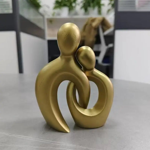 Abstract Hugging Couple Statue