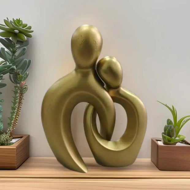 Abstract Hugging Couple Statue